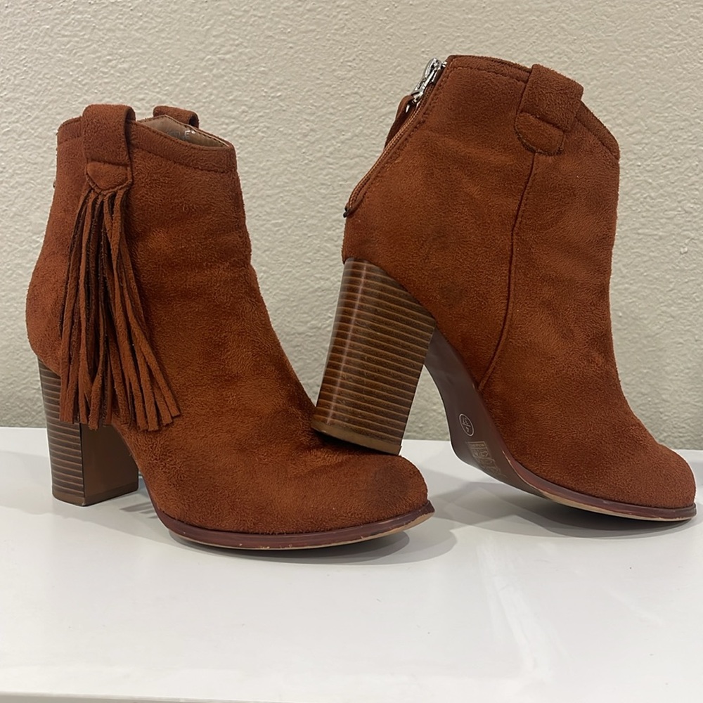 “Truffle Collection” Brown Suede Ankle Boots- Size 6.5